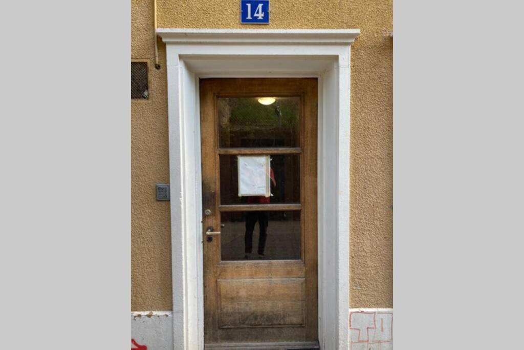 Appartement 2 Pieces Au Centre De لوزان المظهر الخارجي الصورة